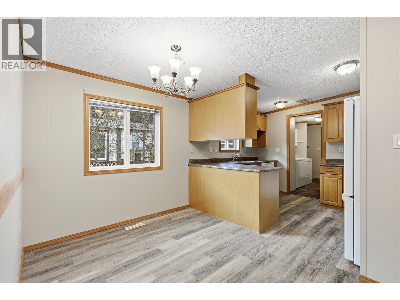 7545 Dallas Drive Unit# 27, Kamloops, British Columbia  V2C 6X5 - Photo 8 - 10370877