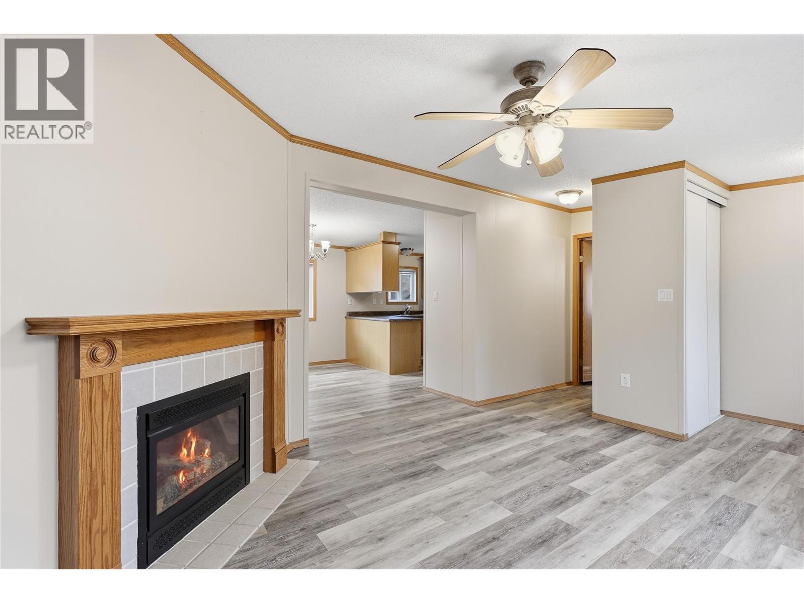7545 Dallas Drive Unit# 27, Kamloops, British Columbia  V2C 6X5 - Photo 5 - 10370877