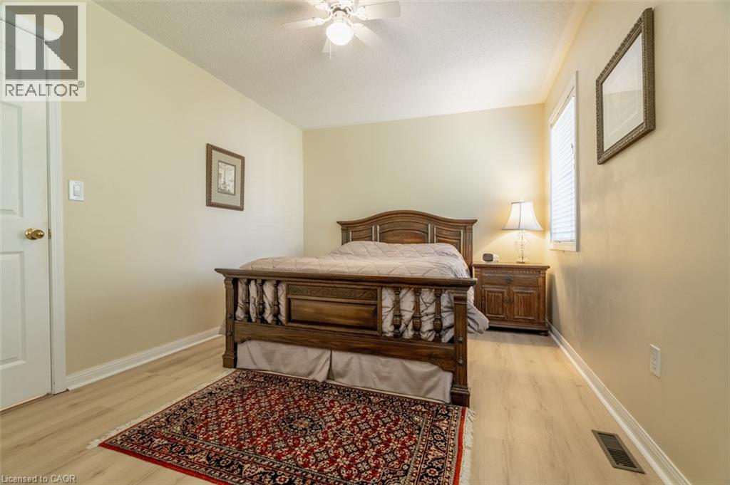 432 Bundy Drive, Milton, Ontario  L9T 5N5 - Photo 14 - 40853672