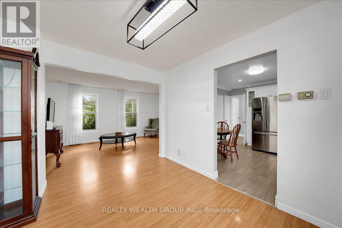 128 John Tabor Trail, Toronto, Ontario  M1B 2V2 - Photo 11 - E13671196