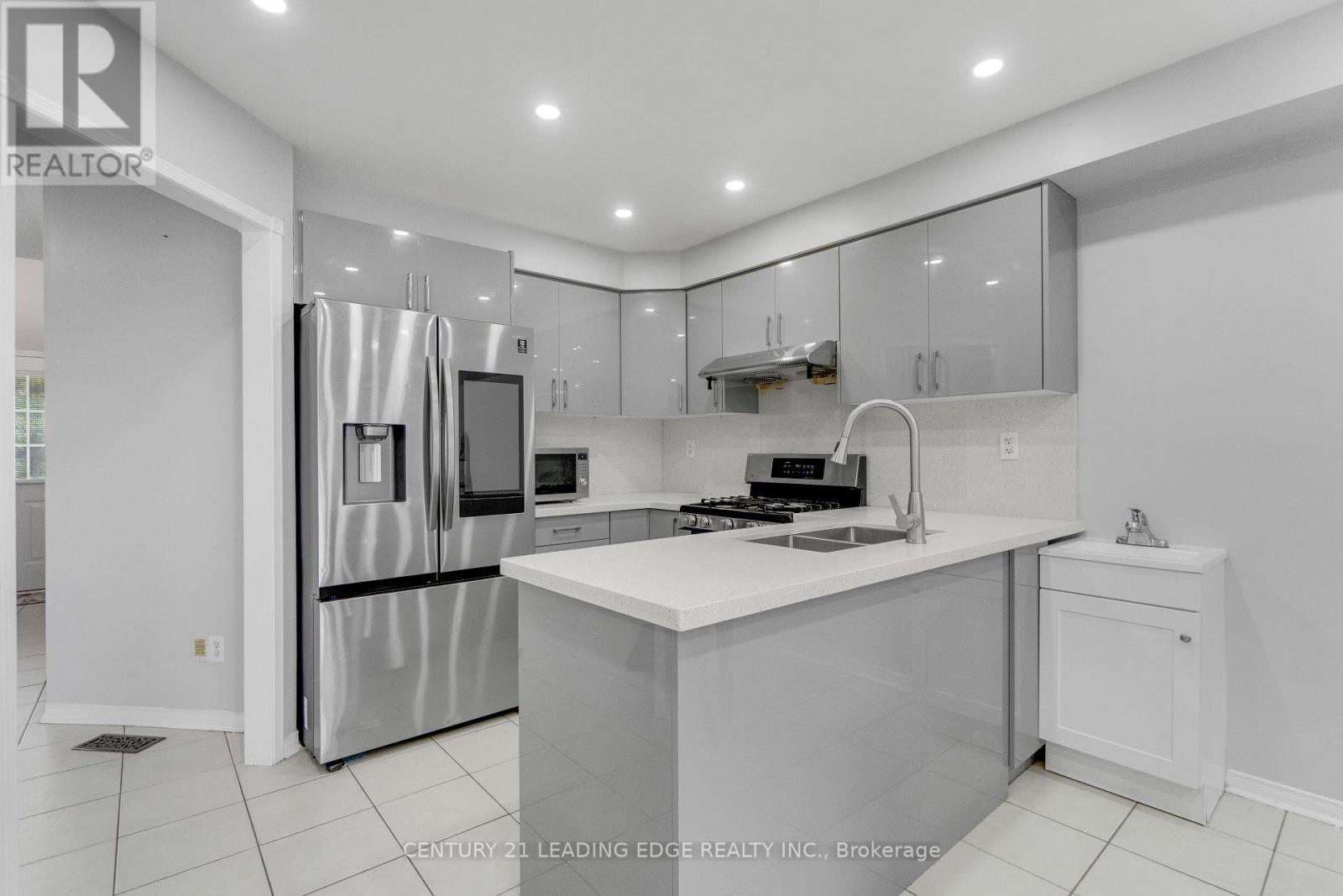 1296 Ashgrove Crescent, Oshawa, Ontario  L1K 3A6 - Photo 10 - E13671262