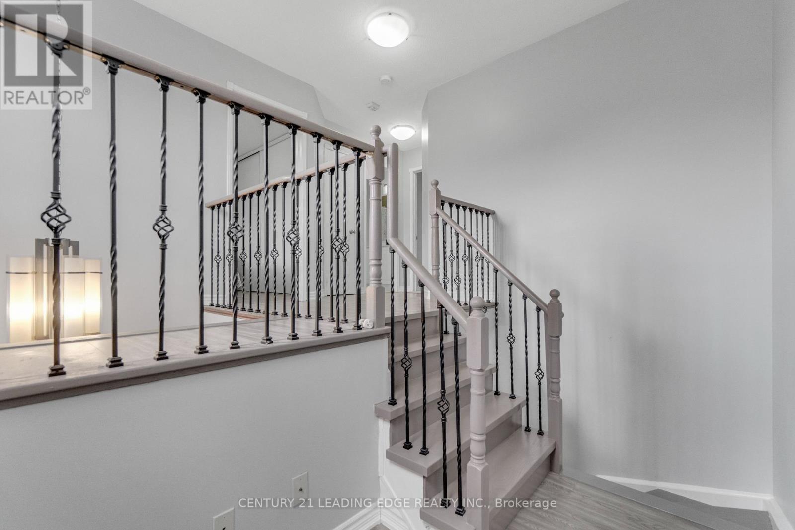 1296 Ashgrove Crescent, Oshawa, Ontario  L1K 3A6 - Photo 18 - E13671262