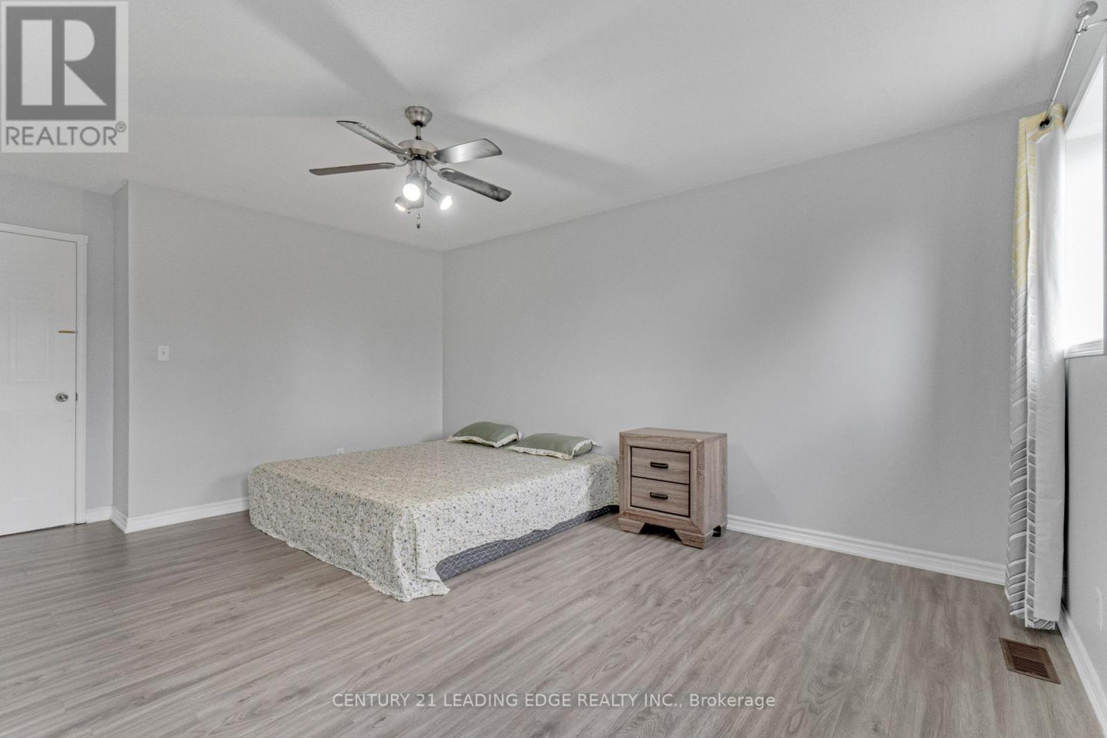 1296 Ashgrove Crescent, Oshawa, Ontario  L1K 3A6 - Photo 21 - E13671262