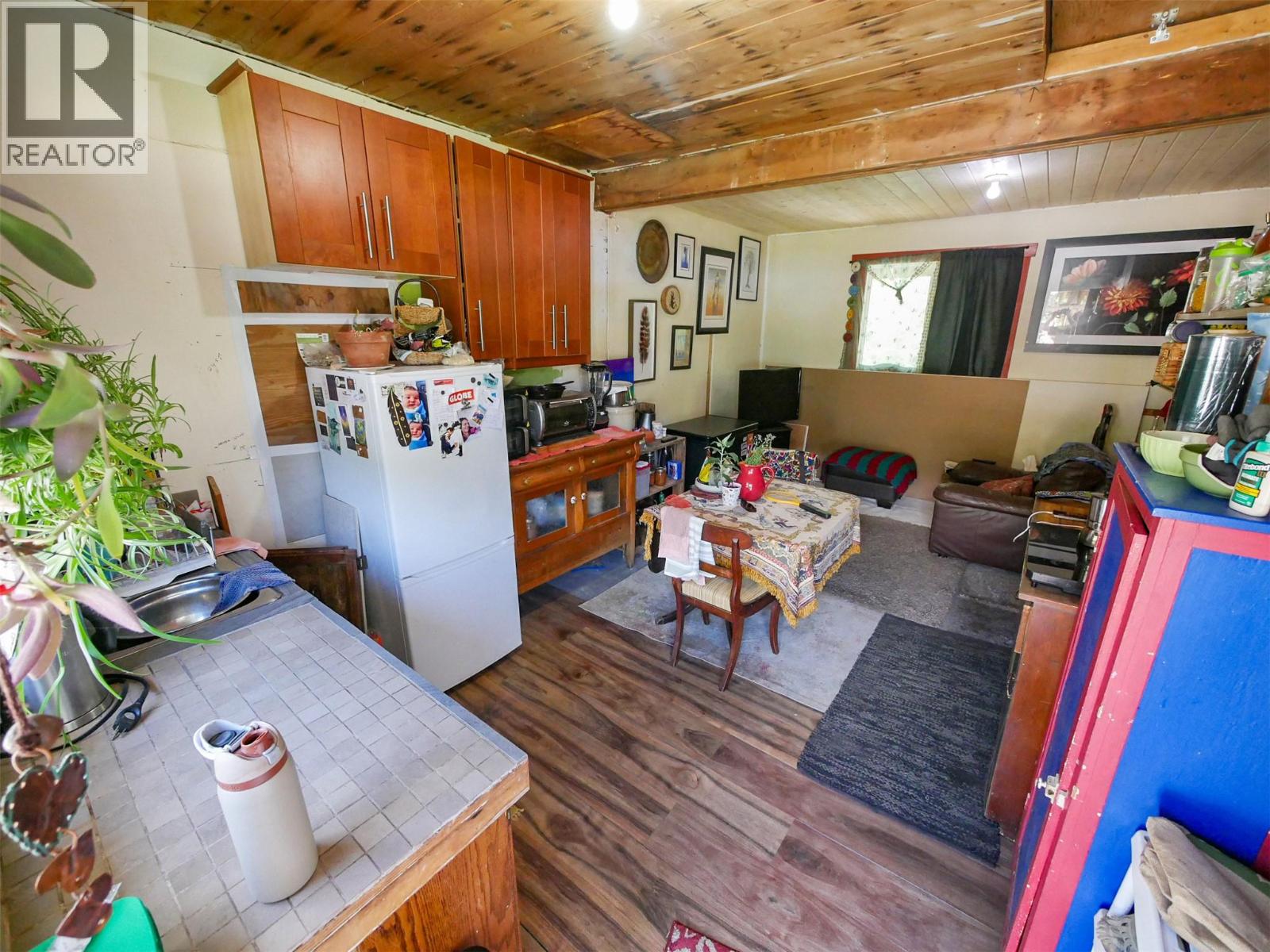 6123 Telford Road, Winlaw, British Columbia V0G 2J0 - Photo 9 - 10394889