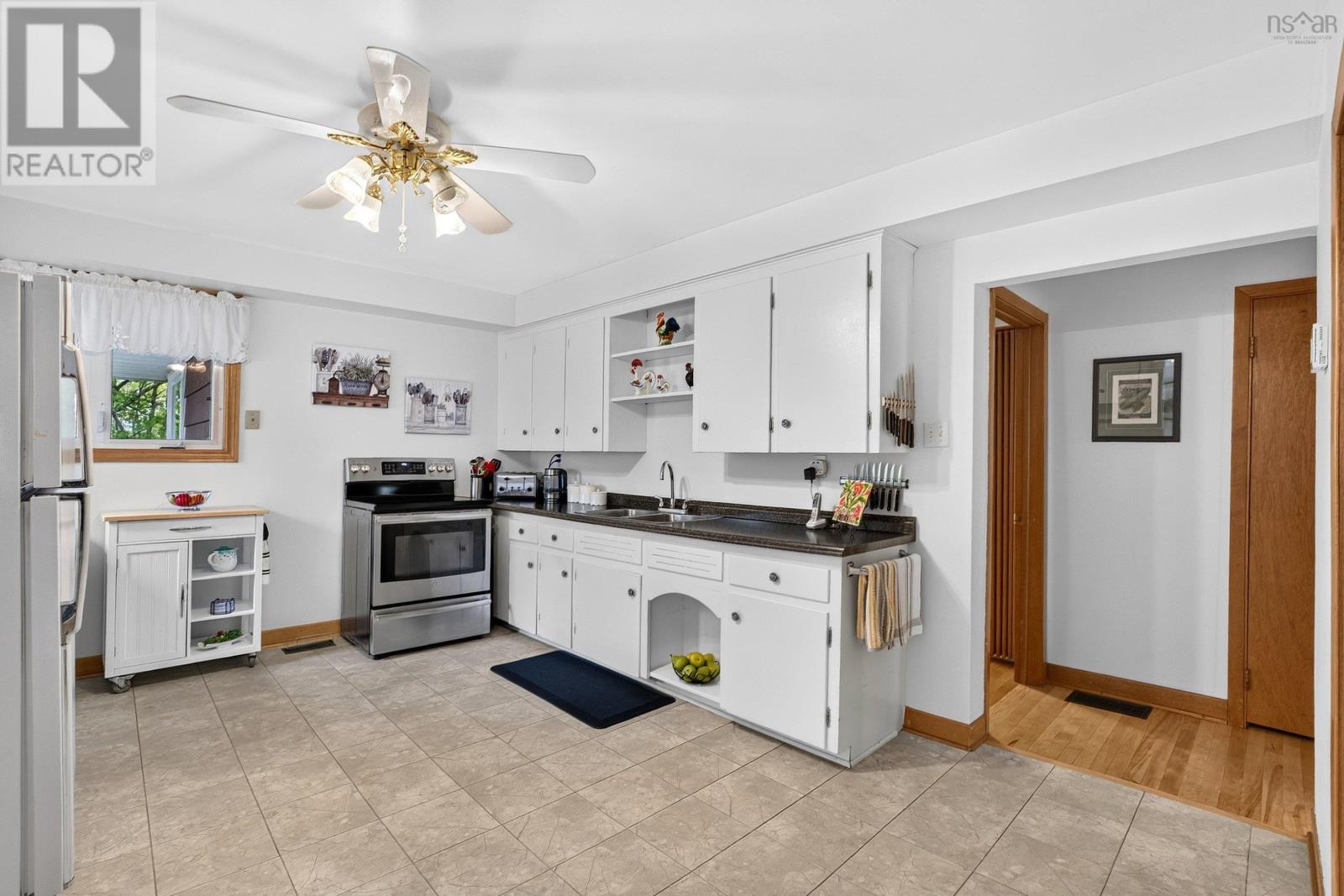 15 Cranston Ave,, Dartmouth, Nova Scotia  B2Y 3G1 - Photo 19 - 202620400