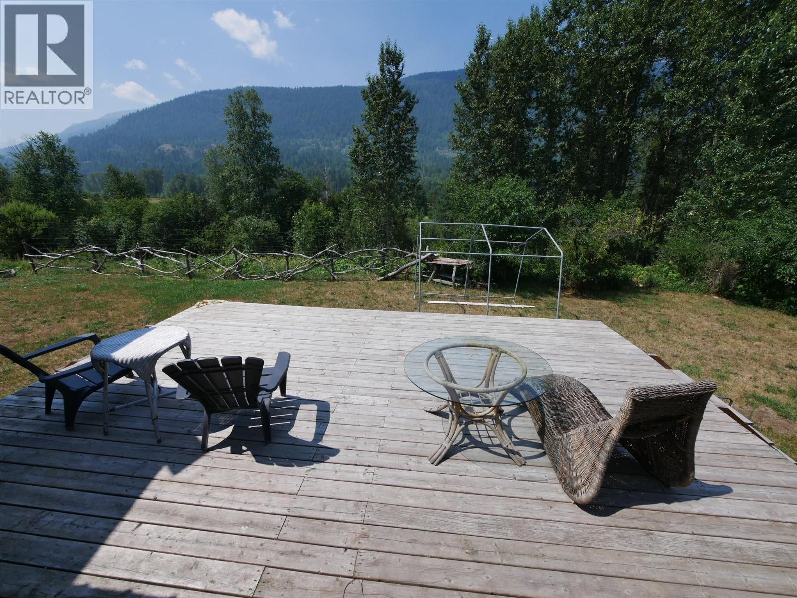 6123 Telford Road, Winlaw, British Columbia V0G 2J0 - Photo 20 - 10394889