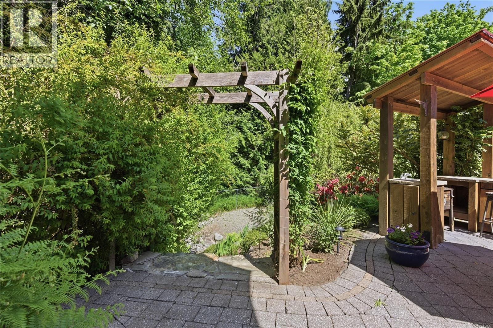 3555 Dougan Dr, Cobble Hill, British Columbia  V0R 1L0 - Photo 36 - 1037622