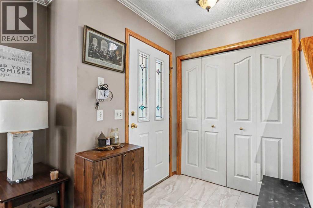 311 Erin Circle SE, Calgary, Alberta  T2B 3J1 - Photo 24 - A2334235