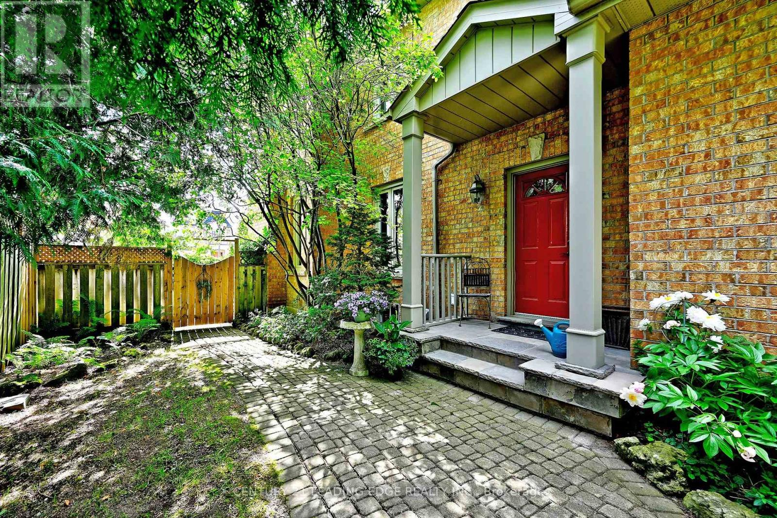 7 Normandale Road, Markham, Ontario  L3R 4J7 - Photo 2 - N13671220