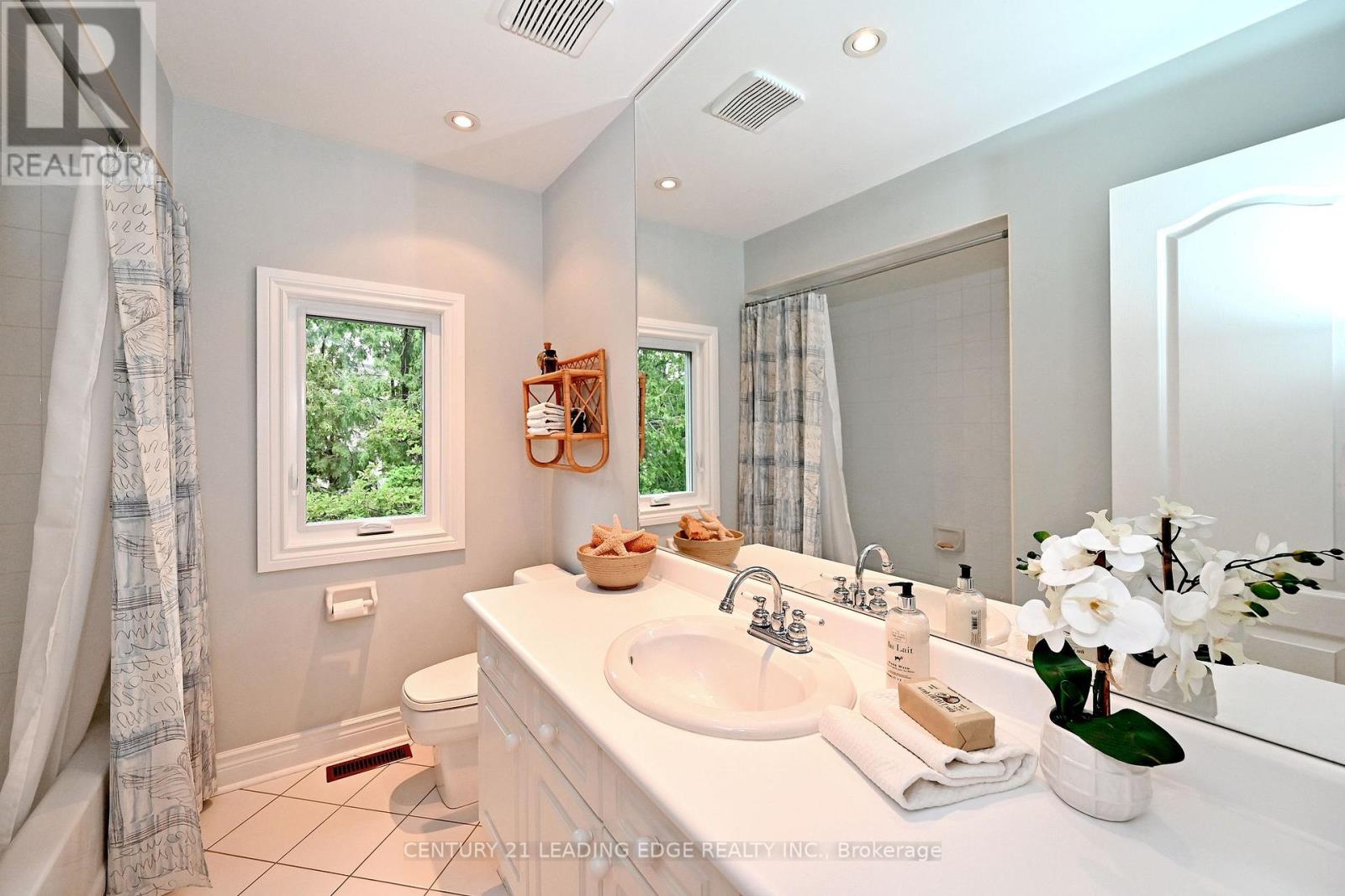 7 Normandale Road, Markham, Ontario  L3R 4J7 - Photo 35 - N13671220