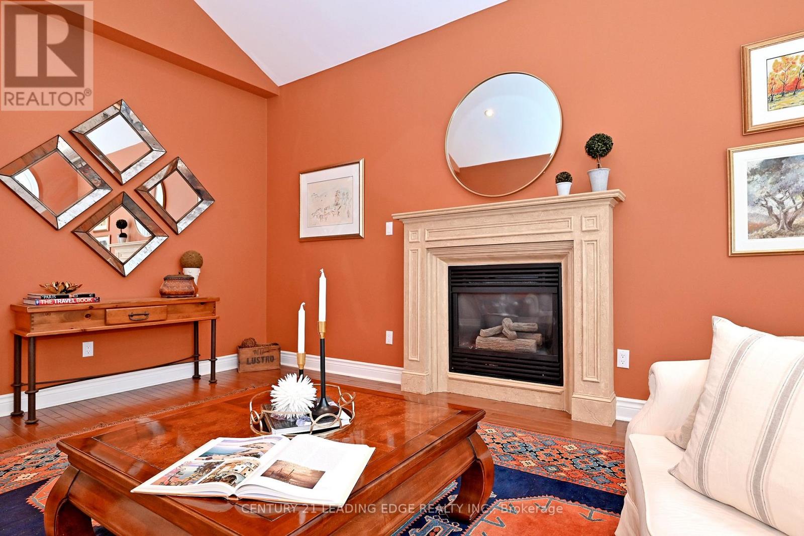 7 Normandale Road, Markham, Ontario  L3R 4J7 - Photo 7 - N13671220