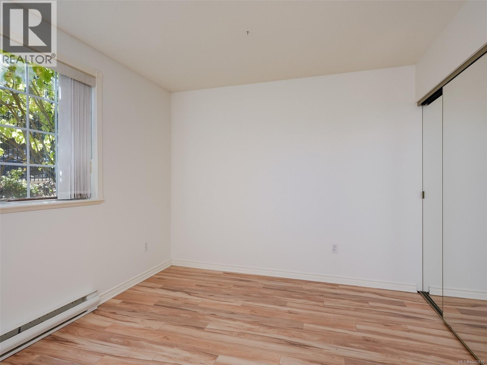 109 1371 Hillside Ave, Victoria, British Columbia  V8T 2B3 - Photo 15 - 1046810