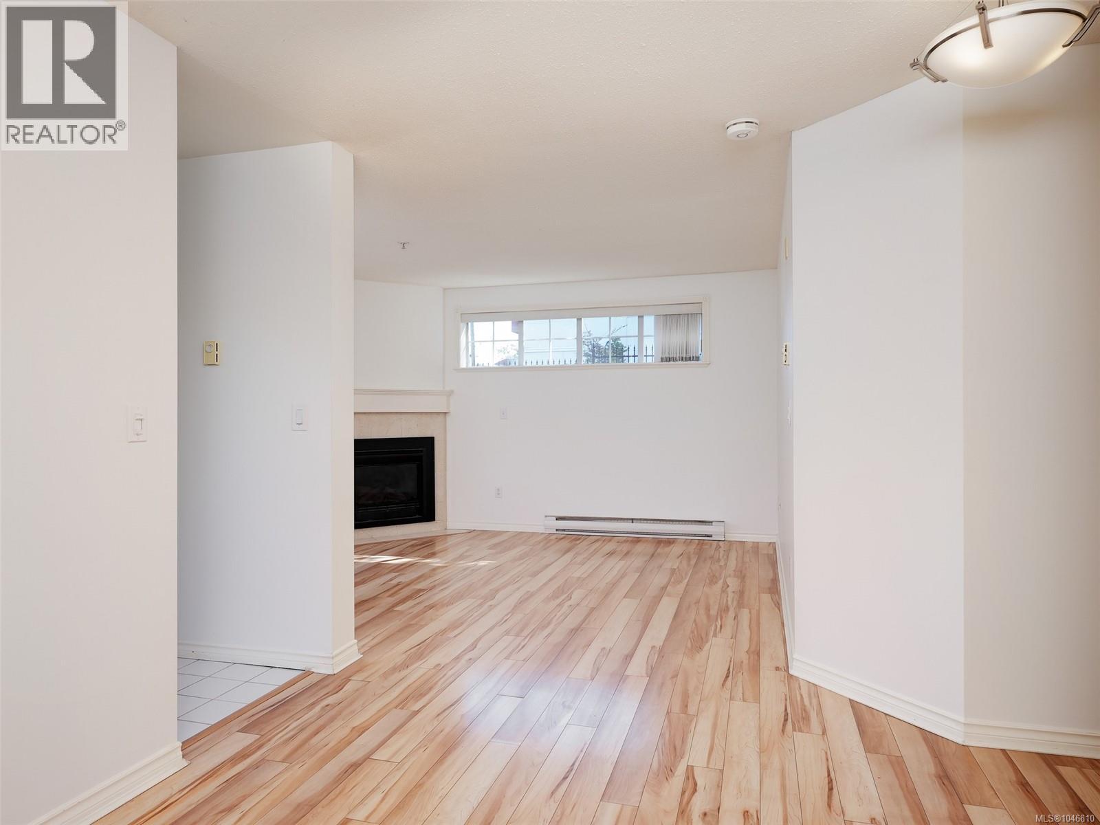 109 1371 Hillside Ave, Victoria, British Columbia  V8T 2B3 - Photo 17 - 1046810