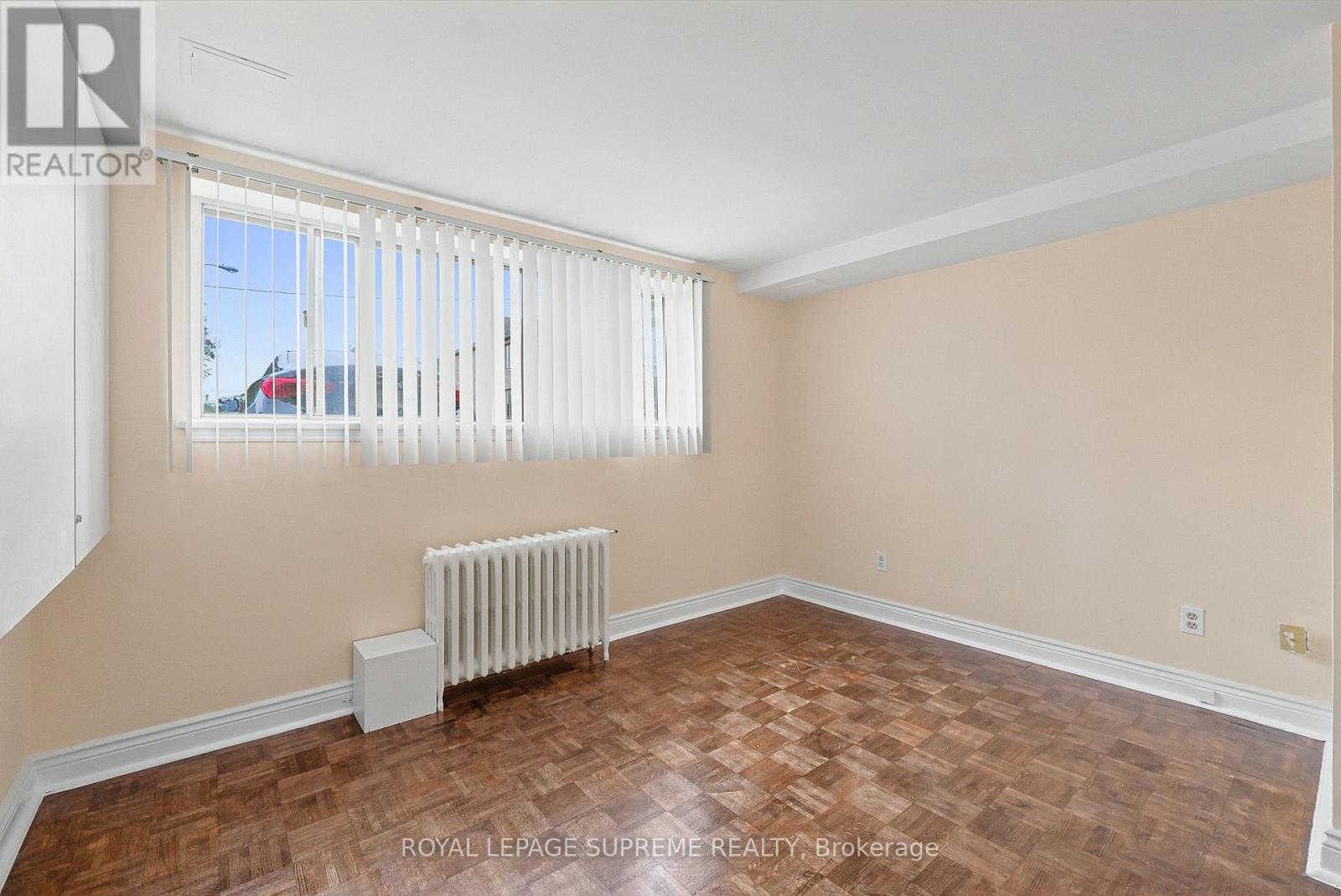 Bsmt - 56 Dynevor Road, Toronto, Ontario M6E 3X1 - Photo 5 - W13671104