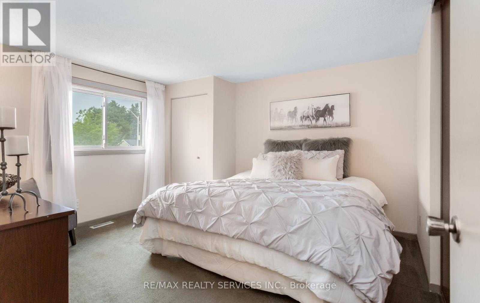 35 Sparklett Crescent, Brampton, Ontario  L6Z 1M7 - Photo 16 - W13671164
