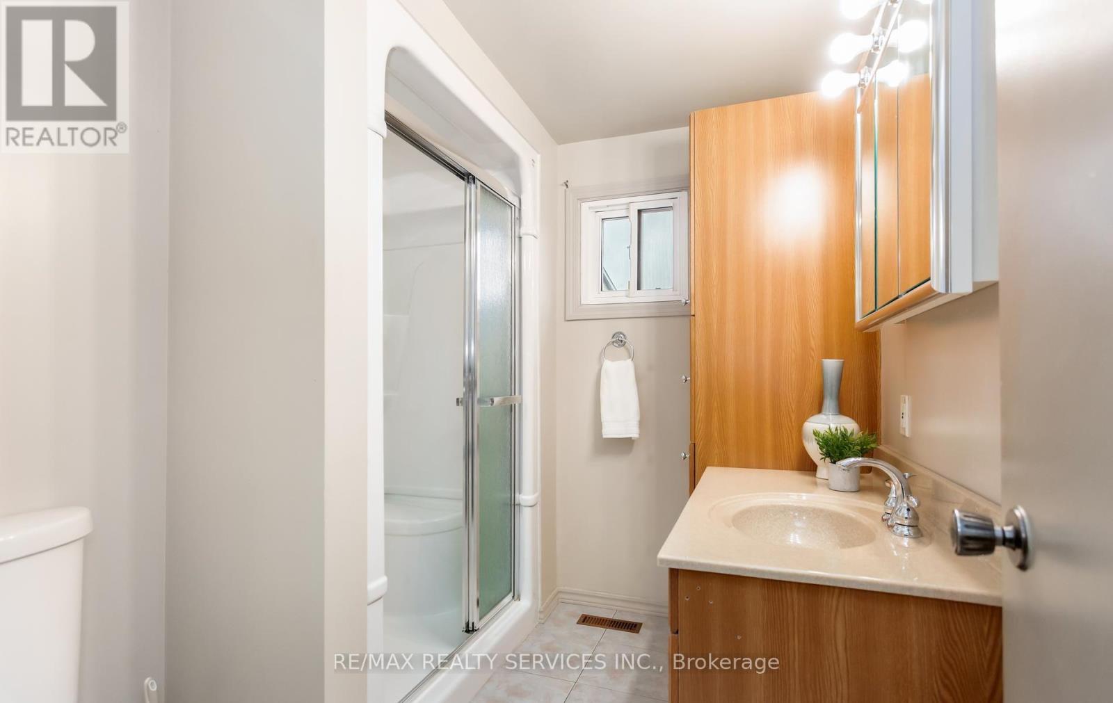 35 Sparklett Crescent, Brampton, Ontario  L6Z 1M7 - Photo 23 - W13671164