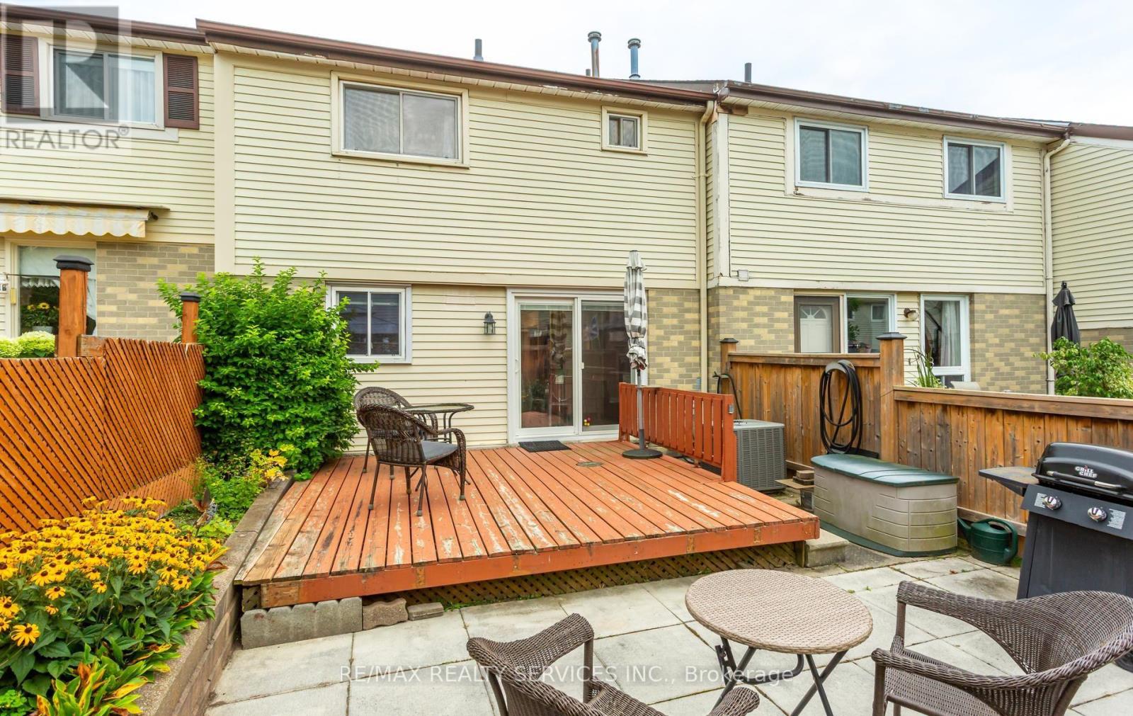 35 Sparklett Crescent, Brampton, Ontario  L6Z 1M7 - Photo 31 - W13671164