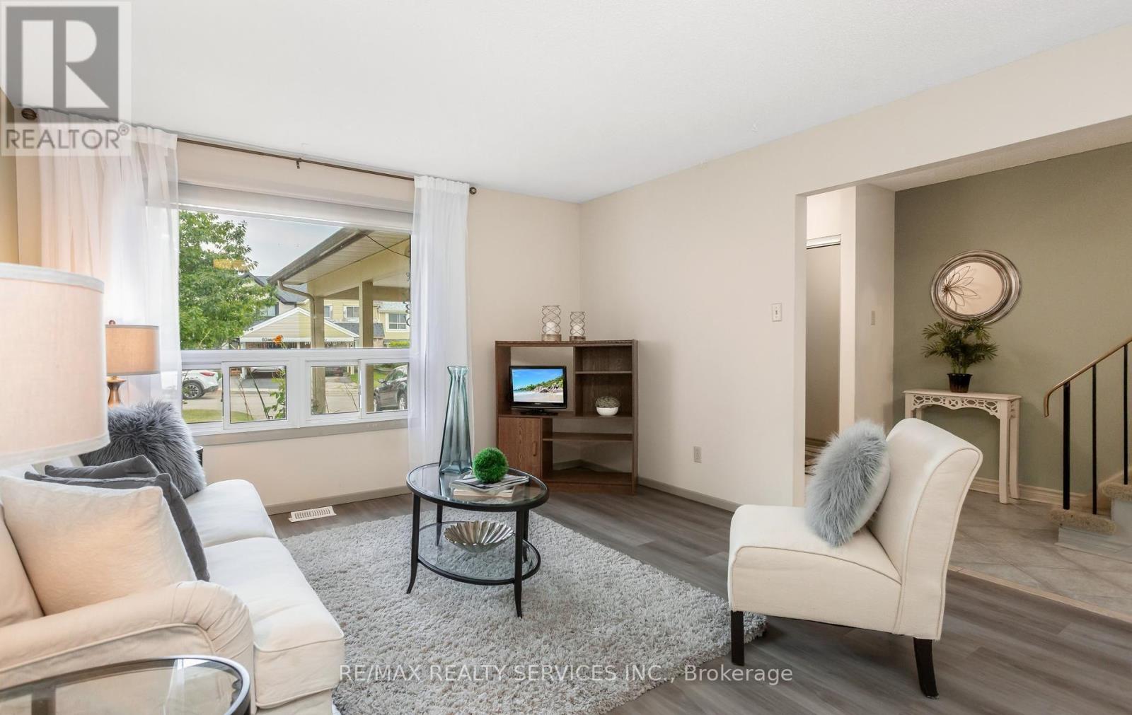 35 Sparklett Crescent, Brampton, Ontario  L6Z 1M7 - Photo 7 - W13671164