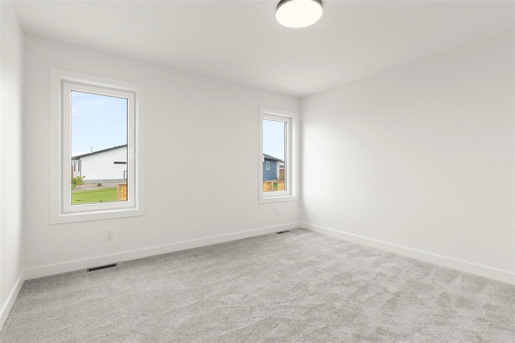 15 Bentley Bay, Steinbach, Manitoba R5G 2Y4 - Photo 11 - 202620327