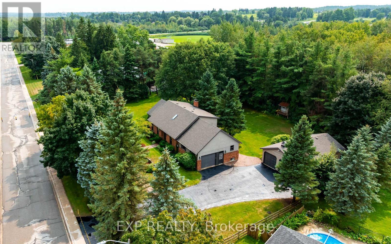 9 Leader Drive, Mono, Ontario  L9W 6M6 - Photo 2 - X13671136