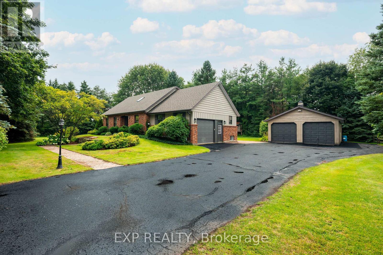 9 Leader Drive, Mono, Ontario  L9W 6M6 - Photo 4 - X13671136