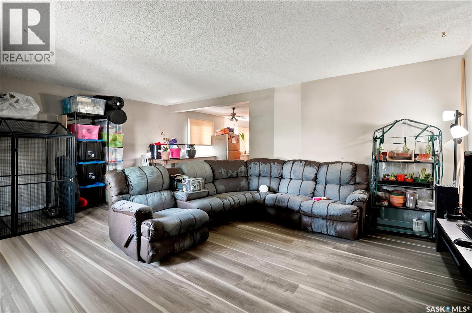 2232 Mcara Street, Regina, Saskatchewan  S4N 2W1 - Photo 5 - SK043853