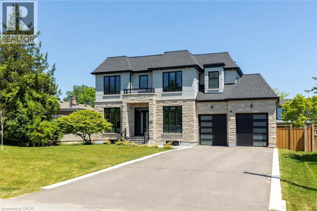 455 SAMFORD Place, Oakville, Ontario
