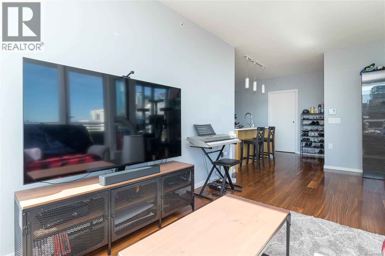 607 834 Johnson St, Victoria, British Columbia  V8W 1N3 - Photo 9 - 1043077