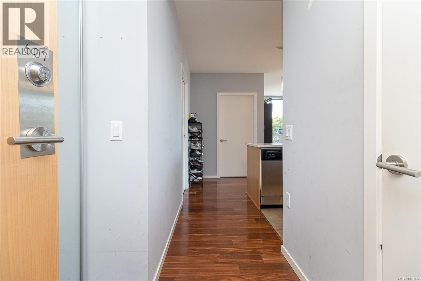 607 834 Johnson St, Victoria, British Columbia  V8W 1N3 - Photo 7 - 1043077