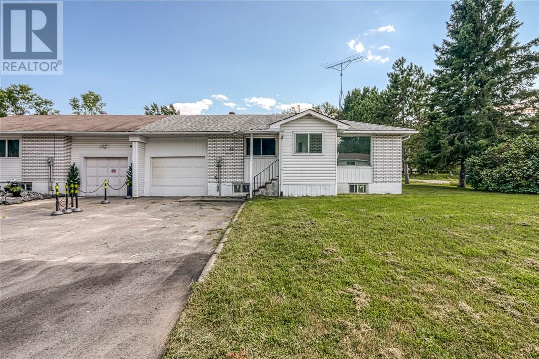 41 King Street E, St. Charles, Ontario  P0M 2W0 - Photo 1 - 2129716