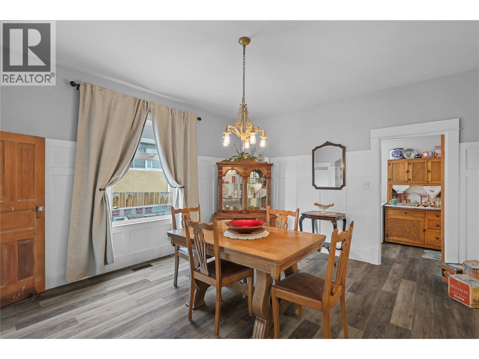 716 Columbia Street, Kamloops, British Columbia  V2C 2V4 - Photo 8 - 10390130
