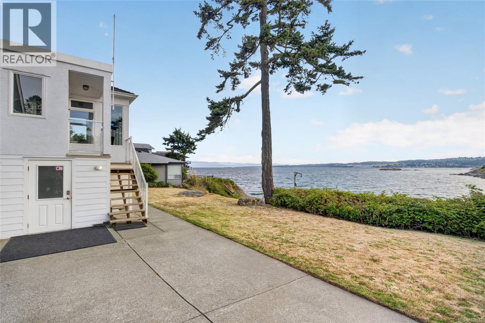 436 Constance Ave, Esquimalt, British Columbia  V9A 6N3 - Photo 60 - 1038642