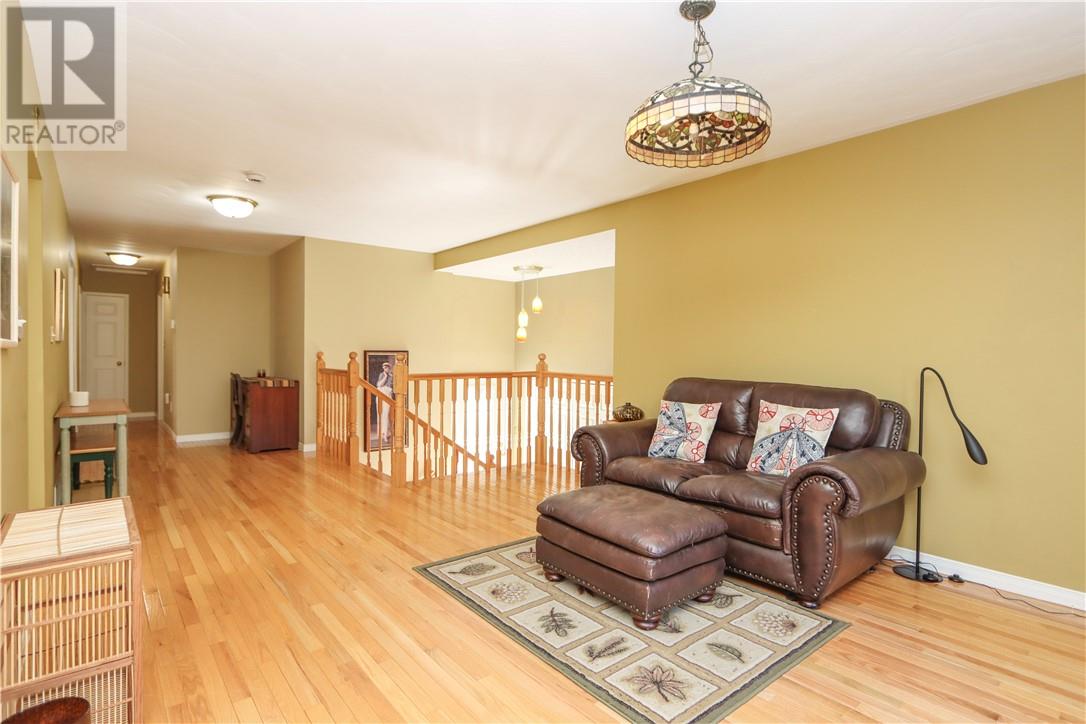 8 Ben Street, Lively, Ontario  P3Y 1E4 - Photo 13 - 2129796