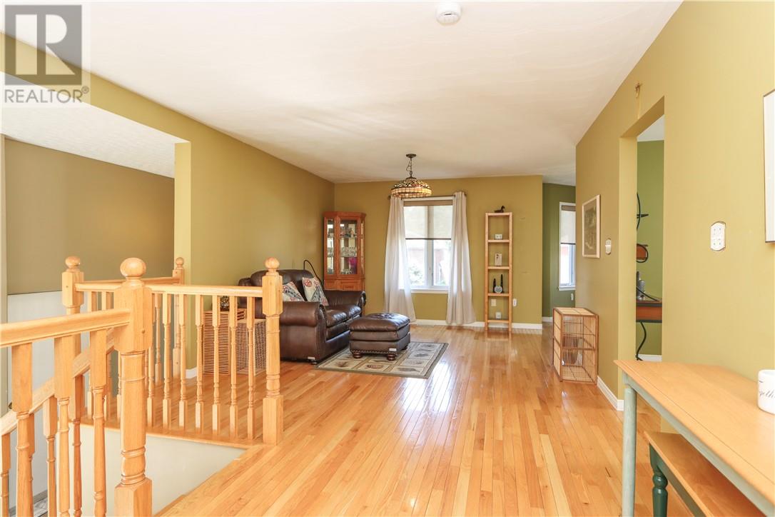 8 Ben Street, Lively, Ontario  P3Y 1E4 - Photo 6 - 2129796