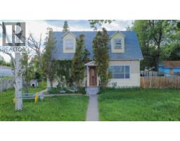 1218 13 Street N, Lethbridge, Alberta
