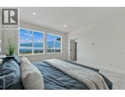 2071 Cortina Drive, Kelowna, British Columbia  V1P 1R3 - Photo 21 - 10397618