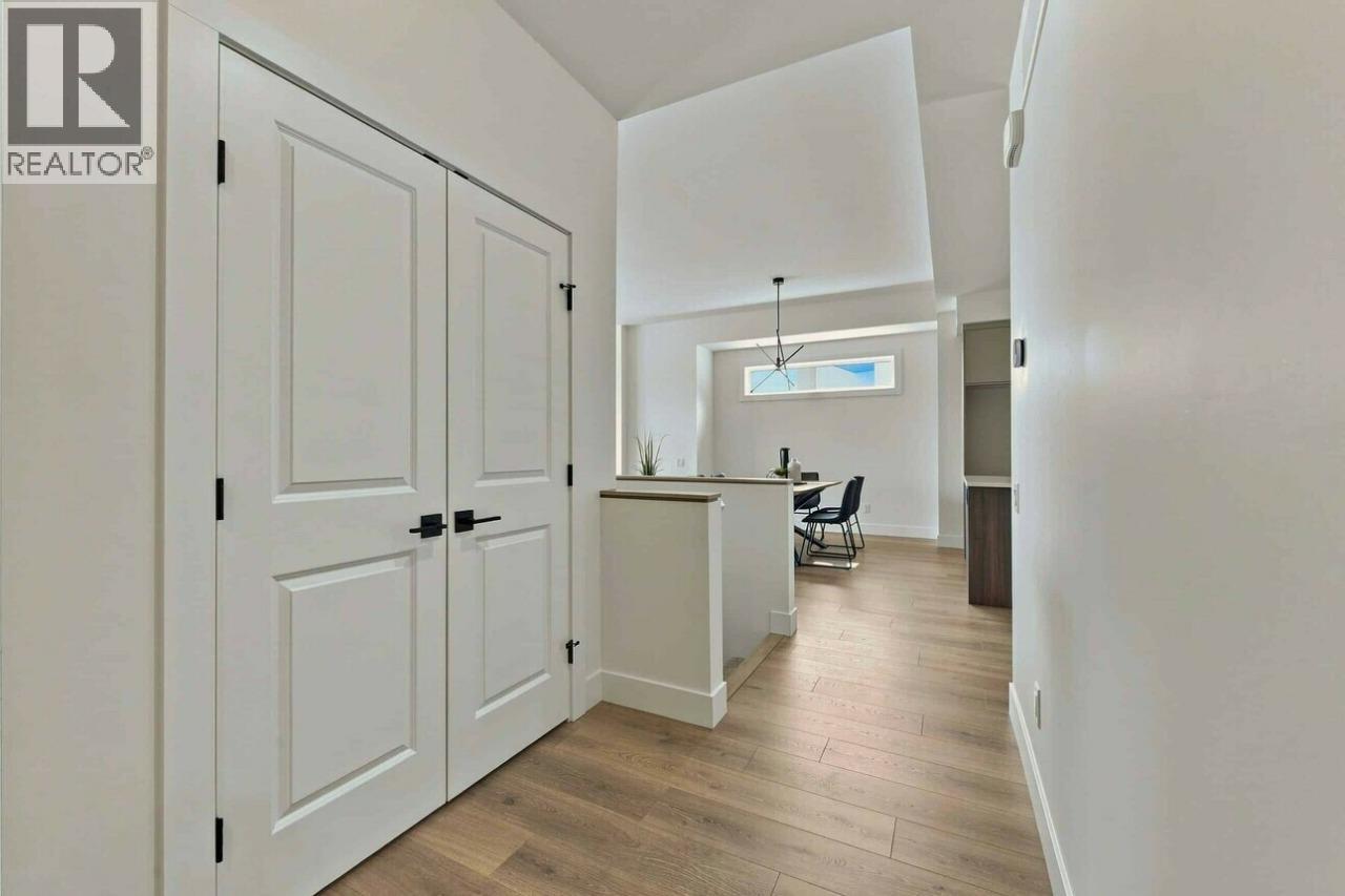 2071 Cortina Drive, Kelowna, British Columbia  V1P 1R3 - Photo 18 - 10397618