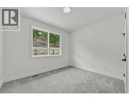 2071 Cortina Drive, Kelowna, British Columbia  V1P 1R3 - Photo 27 - 10397618