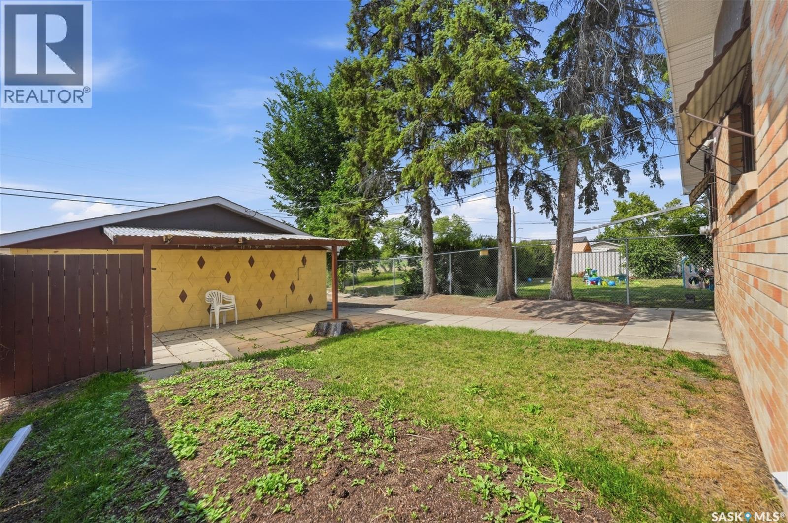 825 L Avenue N, Saskatoon, Saskatchewan  S7L 2R3 - Photo 18 - SK045453