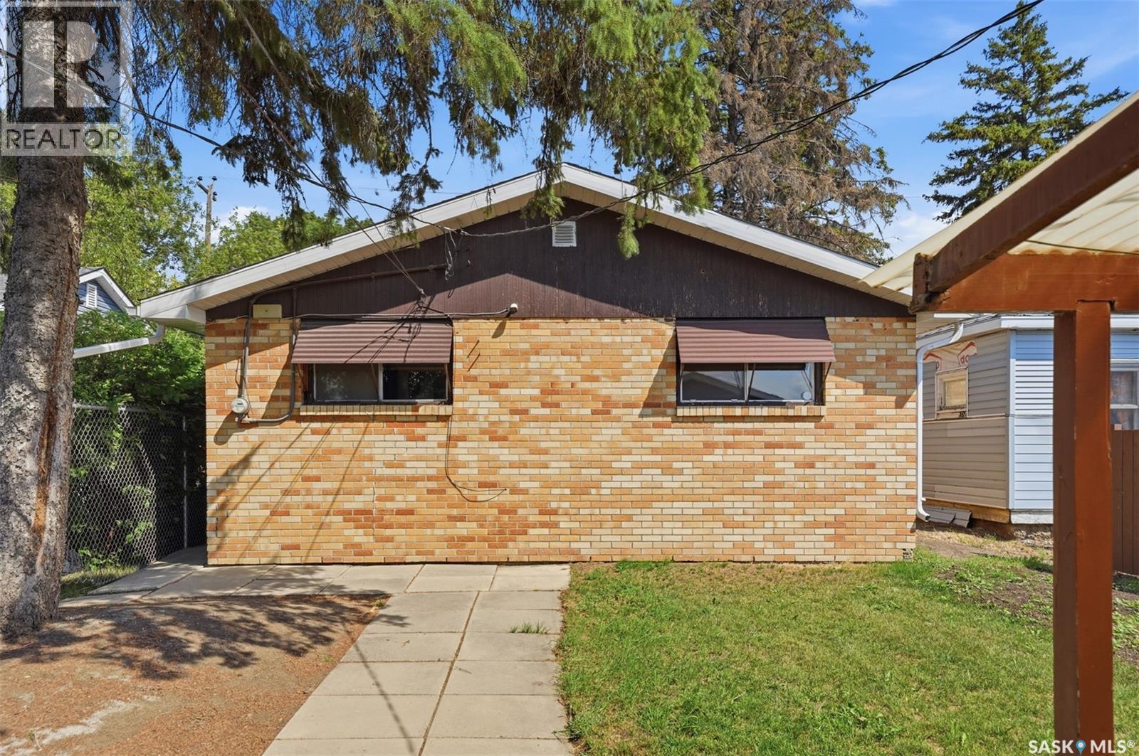 825 L Avenue N, Saskatoon, Saskatchewan  S7L 2R3 - Photo 21 - SK045453
