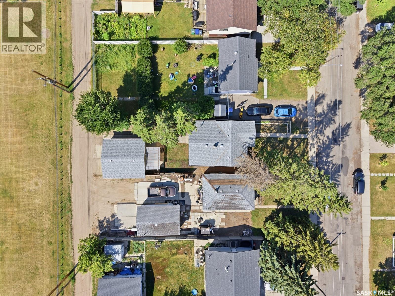 825 L Avenue N, Saskatoon, Saskatchewan  S7L 2R3 - Photo 28 - SK045453