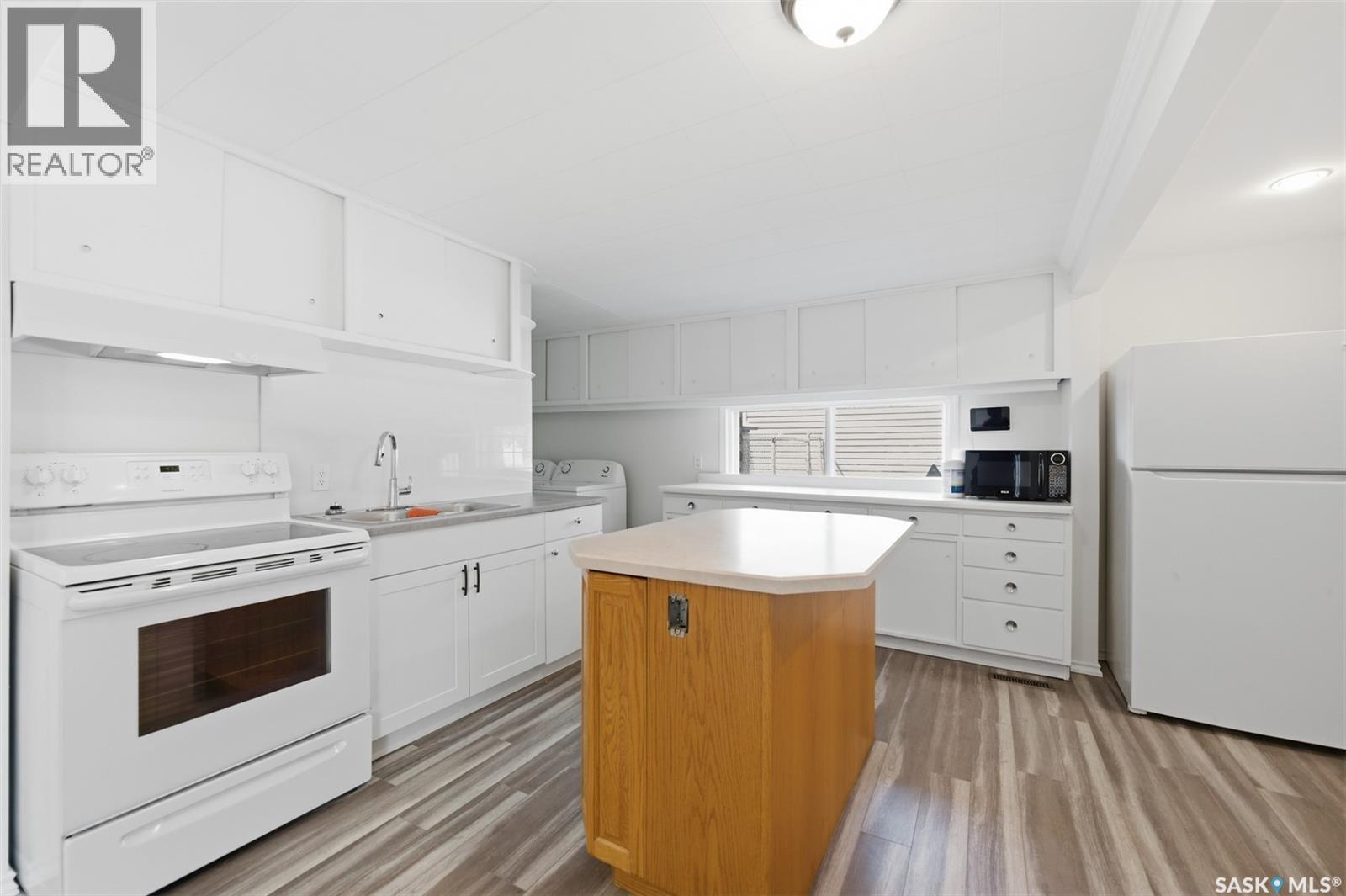 825 L Avenue N, Saskatoon, Saskatchewan  S7L 2R3 - Photo 7 - SK045453