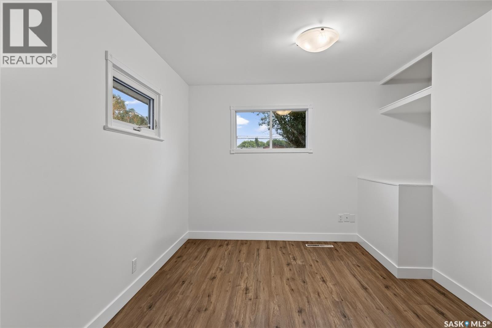 2501 Kelvin Avenue, Saskatoon, Saskatchewan  S7J 0T6 - Photo 12 - SK045427