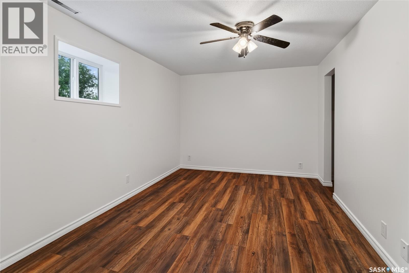 2501 Kelvin Avenue, Saskatoon, Saskatchewan  S7J 0T6 - Photo 24 - SK045427