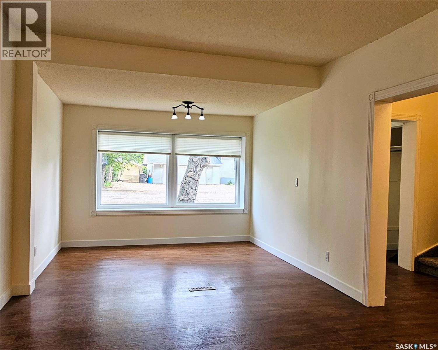 50 Antrim Street, Lanigan, Saskatchewan  S0K 2M0 - Photo 11 - SK045341