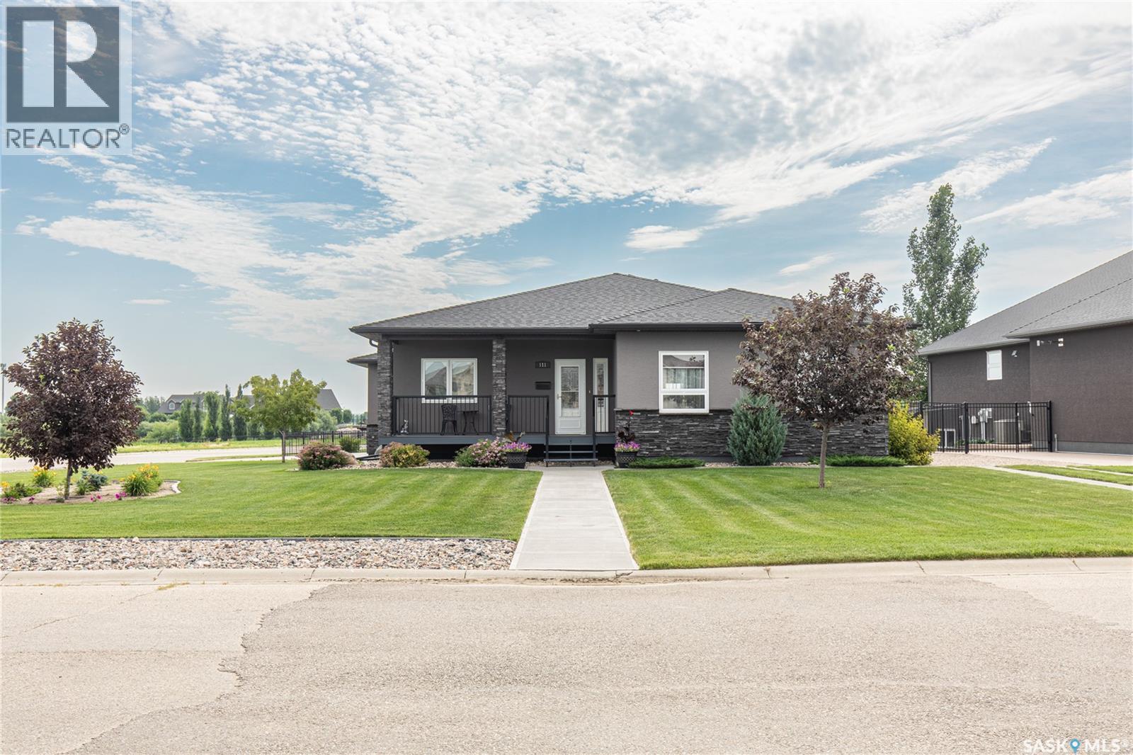 111 Iron Bridge Drive, Moose Jaw, Saskatchewan  S6J 0B4 - Photo 3 - SK045216