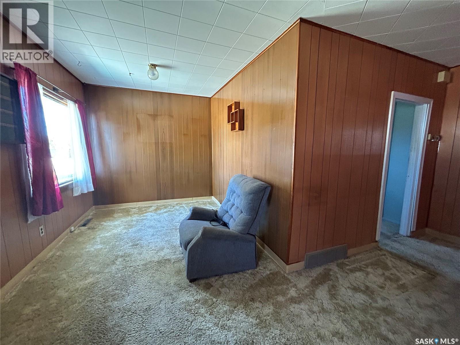 929 Brown Street, Moose Jaw, Saskatchewan  S6H 2Z1 - Photo 3 - SK045180