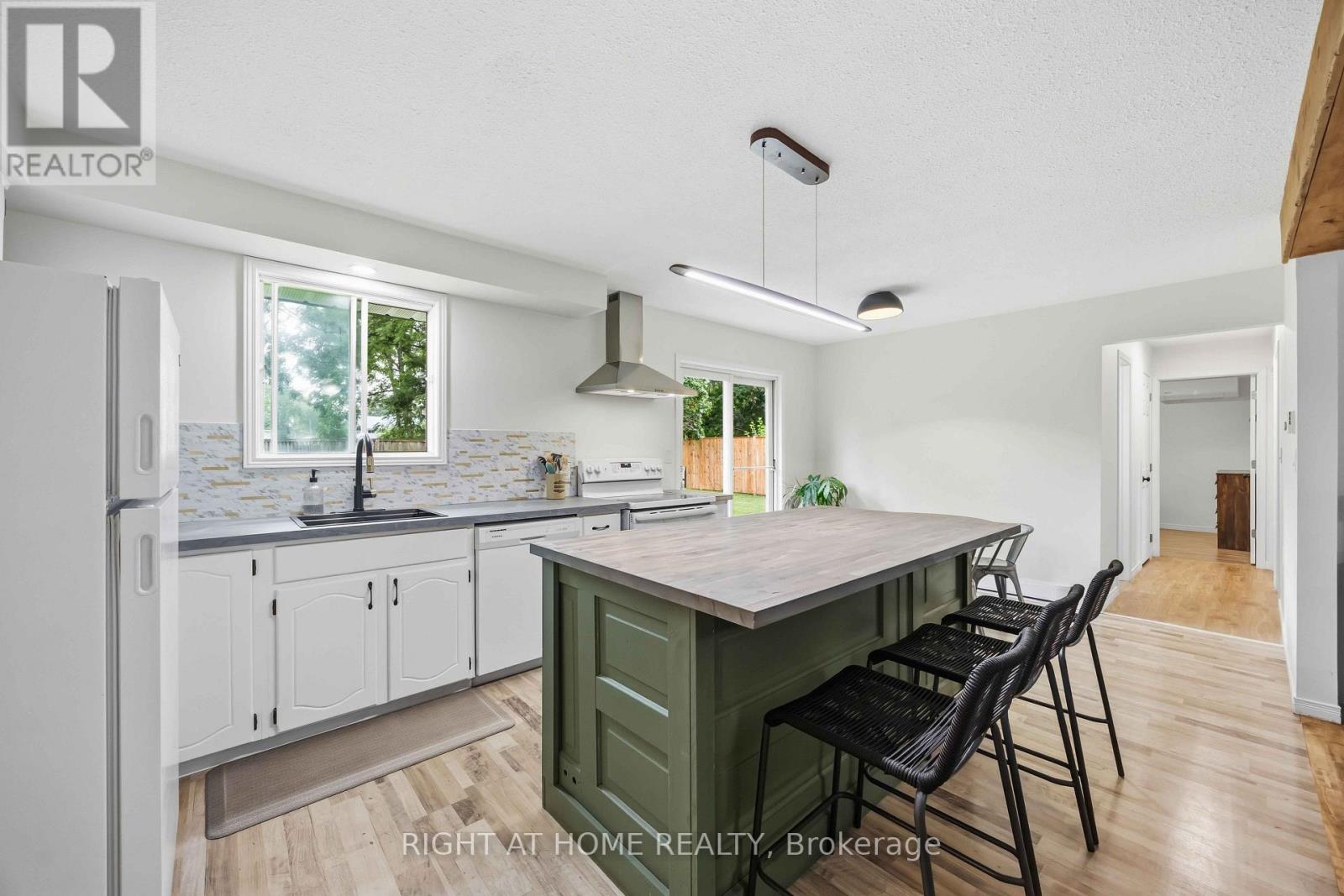 3278 Morrell Street, Brooke-Alvinston, Ontario  N0N 1A0 - Photo 11 - X13671346
