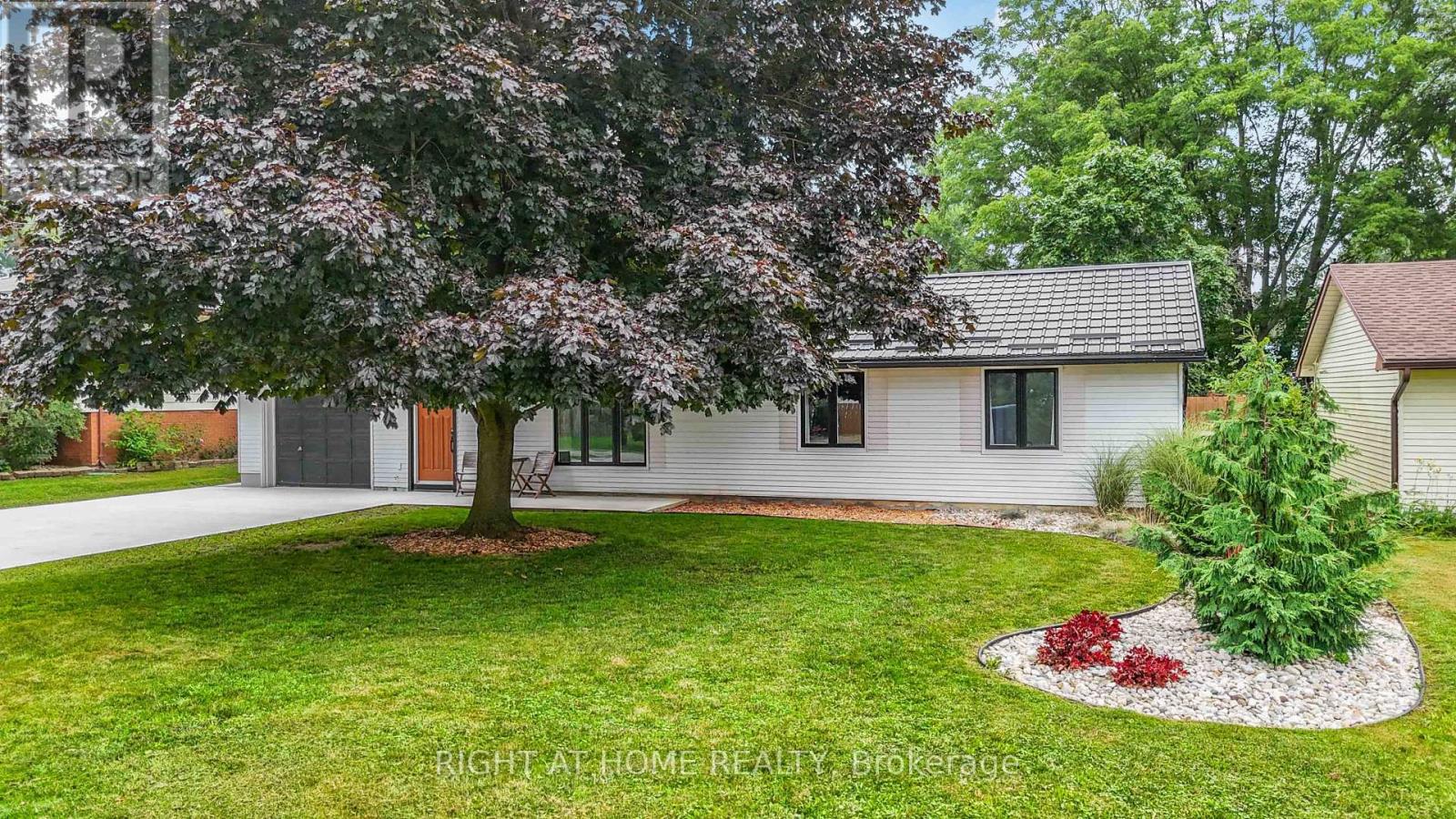 3278 Morrell Street, Brooke-Alvinston, Ontario  N0N 1A0 - Photo 34 - X13671346