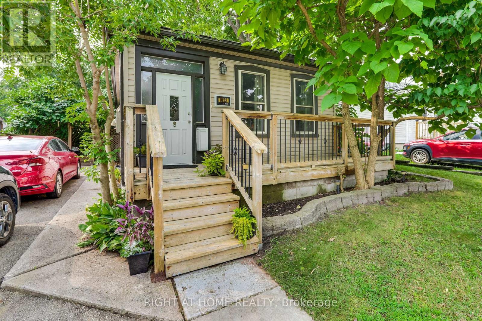 1053 Frances Street, London East, Ontario  N5W 2L8 - Photo 1 - X13671610